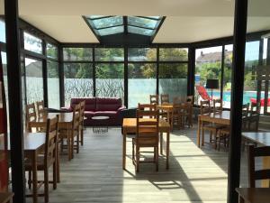 Hotels Brit Hotel Dak Hotel : photos des chambres