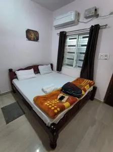 Veeru Homestay - Hospet