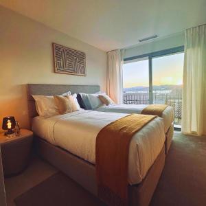 VILLTAK SAINT-TROPEZ by VILLTAK Collection