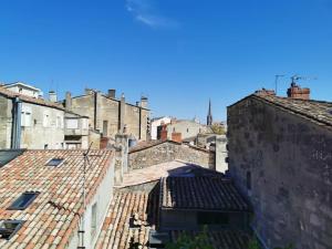 Duplex atypique et chaleureux, hyper centre