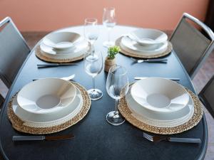 Stunning Seaside Panorama House img16