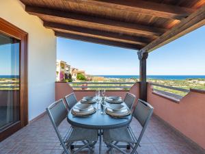 Stunning Seaside Panorama House img12