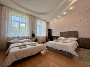 ApartPoltava 3-кімнатна FAMILY до 8 спальних місць ЦЕНТР ресторан Peperonchino