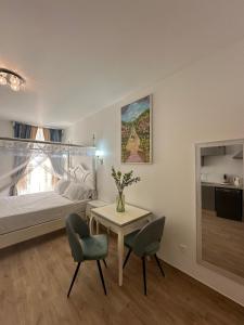 Studio à Baldaquin du Cloitre