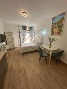 Studio à Baldaquin du Cloitre