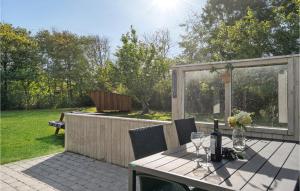 Two-Bedroom Holiday Home In Skjern