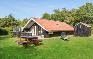 Two-Bedroom Holiday Home In Skjern