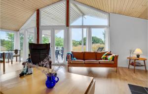 3 Bedroom Lovely Home In Fanø