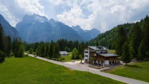 Hotel Griglieria Pizzeria Gnomo Goloso