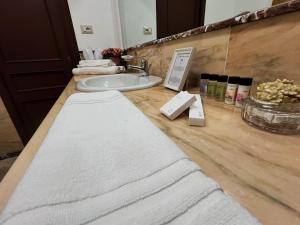 Allure Palace