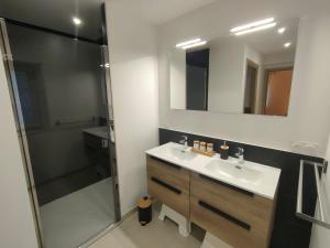 Maisons de vacances Gite atypique de Maubourg, de une a 8 personnes, proche depart passerelle : photos des chambres