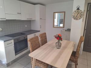 Appartements studio au calme a VILLARS-SUR-VAR : photos des chambres