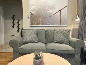 Cozy one bedroom apart in METS, 10-min walk to Acropolis