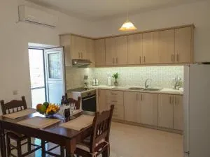 Irina's House - Káto Piskapí