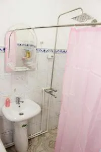 Ailə evi - 明盖恰乌尔