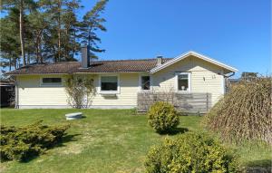 Stunning Home In Skummeslövsstrand