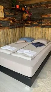 Hunters little house - Býjasker