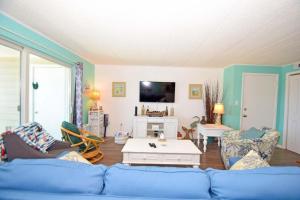 Thunder Island 81B condo