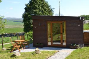 The Hive Lodge Cabin at Ashes Farm, near Settle
