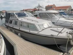 Petit yacht - Port Leucate