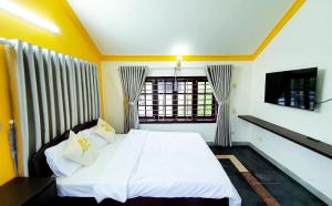 Hoa Vàng Homestay - Kim Long, Huế