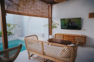 Brandon Villa Lovina with Private Pool