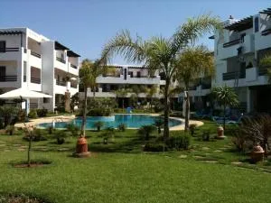Bel Appartement Skhirat plage - Схират