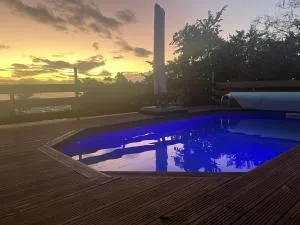 Vue, nature et détente - piscine chauffée - Le Pourpier