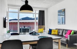 Cozy Apartment In Hvide Sande With Wifi