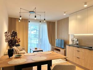 Apartamenty Bryza nad jeziorem