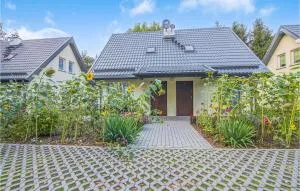 2 Bedroom Stunning Home In Oslonka - 库瑞尼卡慕斯卡