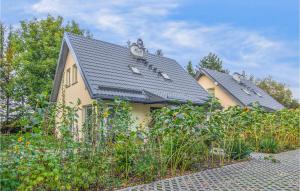 2 Bedroom Stunning Home In Oslonka