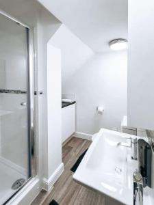 Urban Pearl - Modern 1 bed Flat