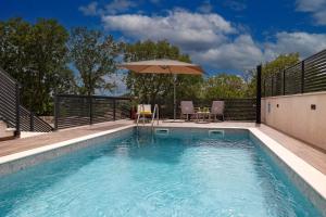 Villa BETELGEUSE supernova