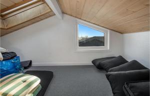 Beautiful Home In Hemmet With Wifi