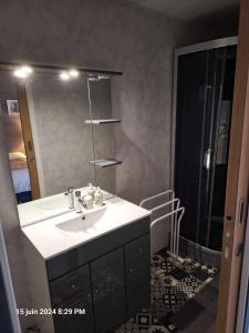 B&B / Chambres d'hotes Auxais memory 44- : photos des chambres