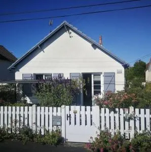 Maison de pêcheur à 150 m de la mer avec jacuzzi - 乌伊斯特勒昂