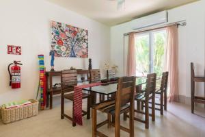 Stunning condo in excellent location