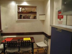 Central Belgrade apartment with jacuzzi bath