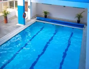 Apartamento 12 piso con piscina - El Codito