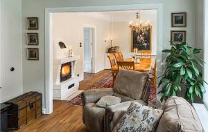 2 Bedroom Nice Home In Ystad