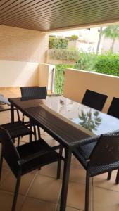 BAHIA DE LA PLATA-Exclusive Seafront Apartment-4Pax