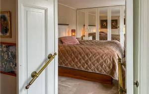 2 Bedroom Nice Home In Ystad