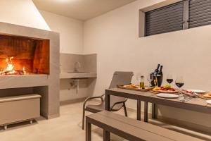 Modern 4BR Private Villa - Pool, Jacuzzi, Gaming Room