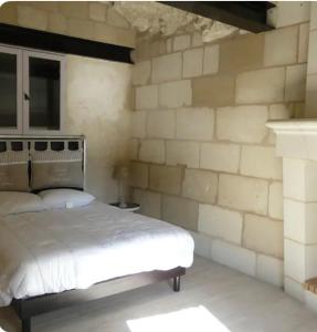 Maisons de vacances Troglo Saumurois : Maison 4 Chambres