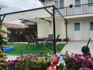 Casa Georgeta 2 Mai-Punct Gastronomic Local-AROME DOBROGENE