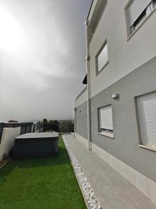 Villa Diva DI with private pool and jacuzzi 