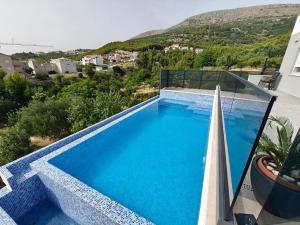 Villa Diva DI with private pool and jacuzzi 