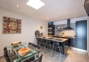 Villa Maiteren Etxea- 4 Beds property with private pool