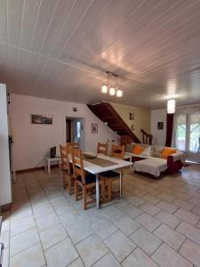 Maisons de vacances Gite de Maran 2 - Le Havre de Paix : photos des chambres
